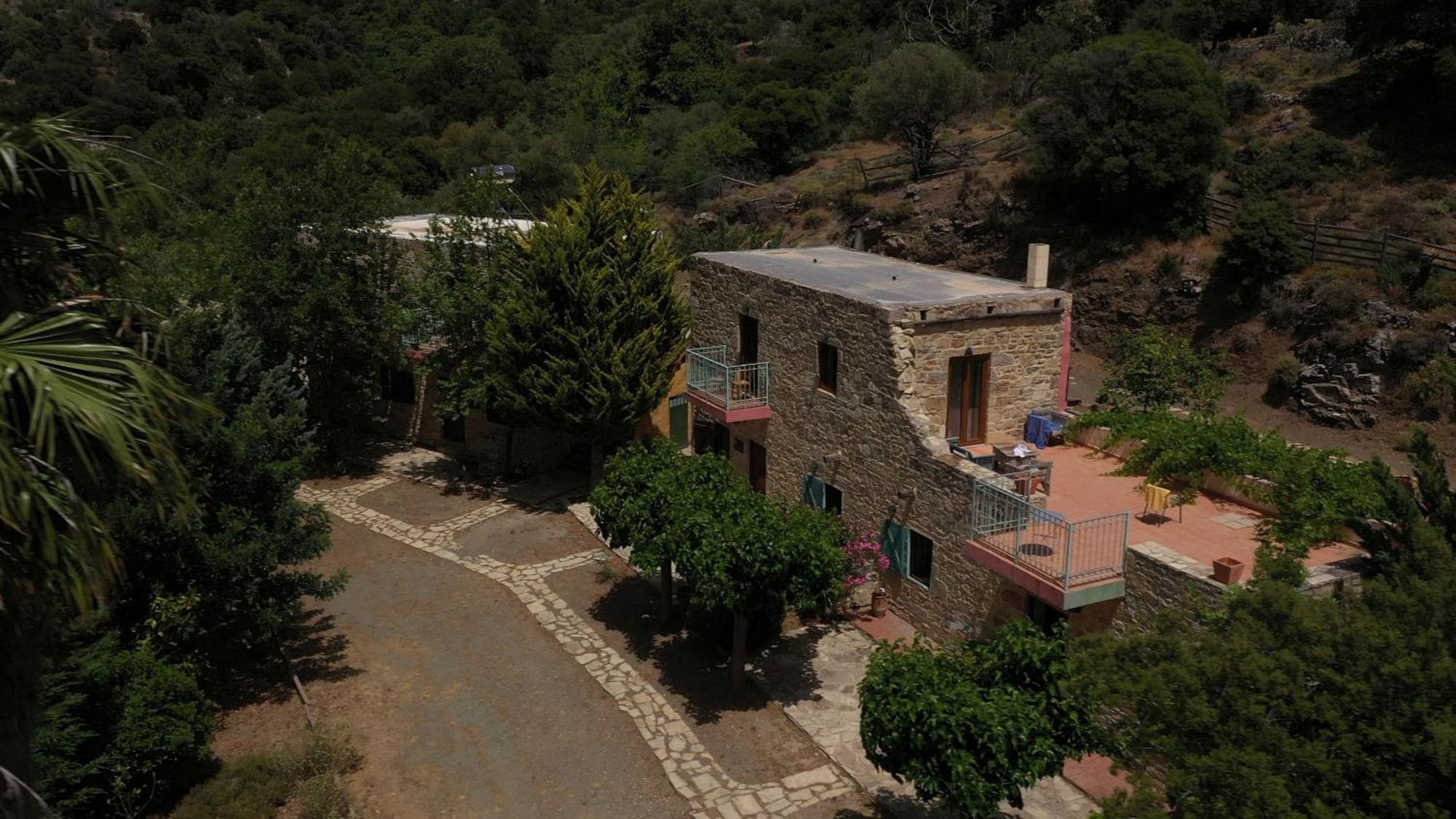 Akros Oreon Apartment Voliares Kato Simi Exterior photo
