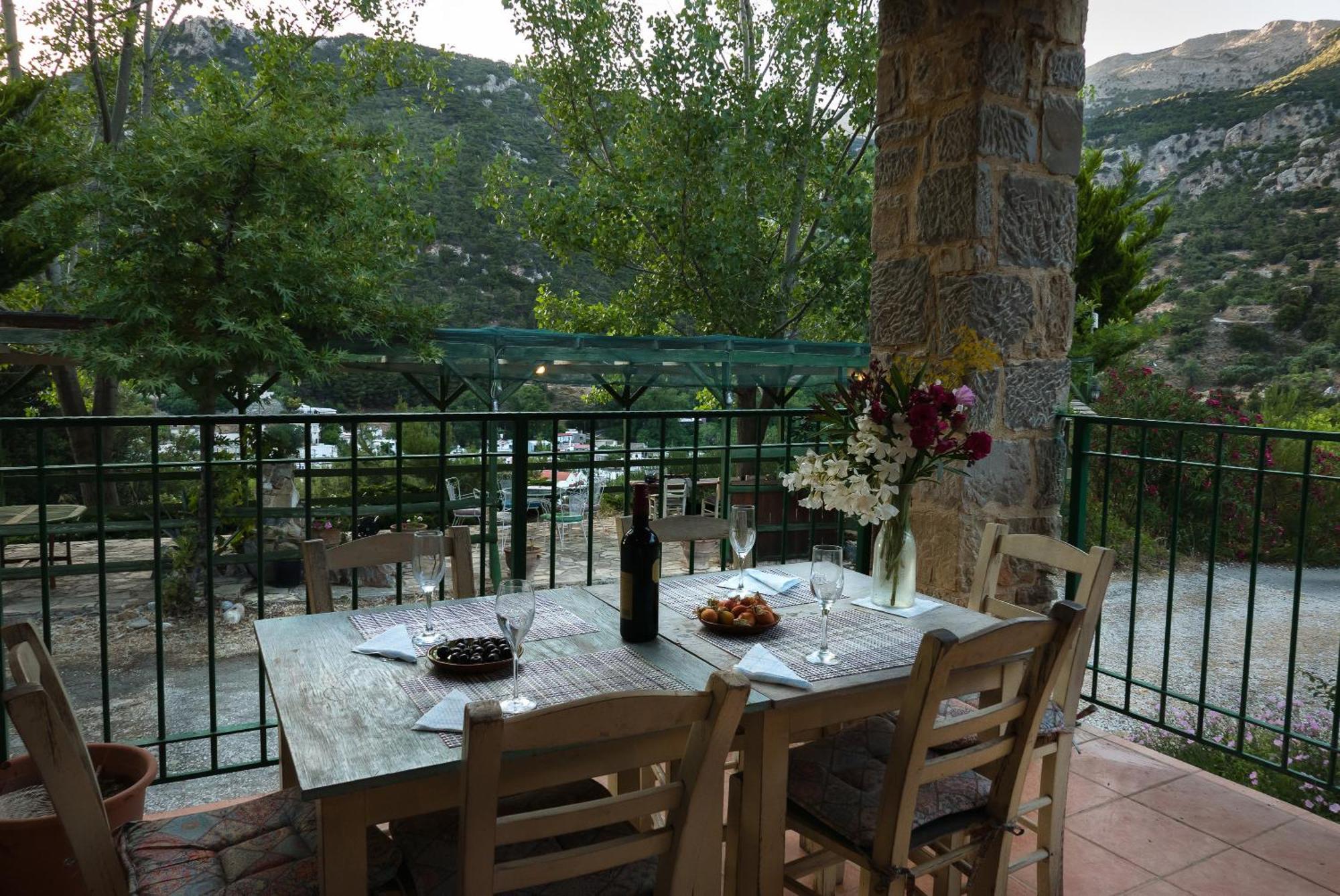Akros Oreon Apartment Voliares Kato Simi Exterior photo
